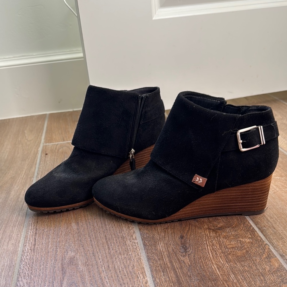 Dr. Scholl's Black Ankle Boots with Wedge Heel